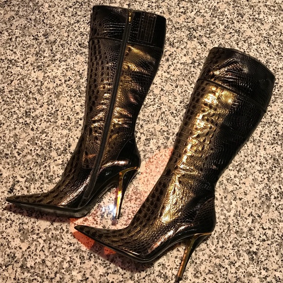🔥 MARCIANO NWT Knee High Faux Alligator Boots - Picture 3 of 6